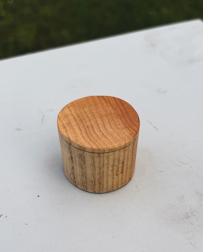 Ash Magnetic Knife Holder
